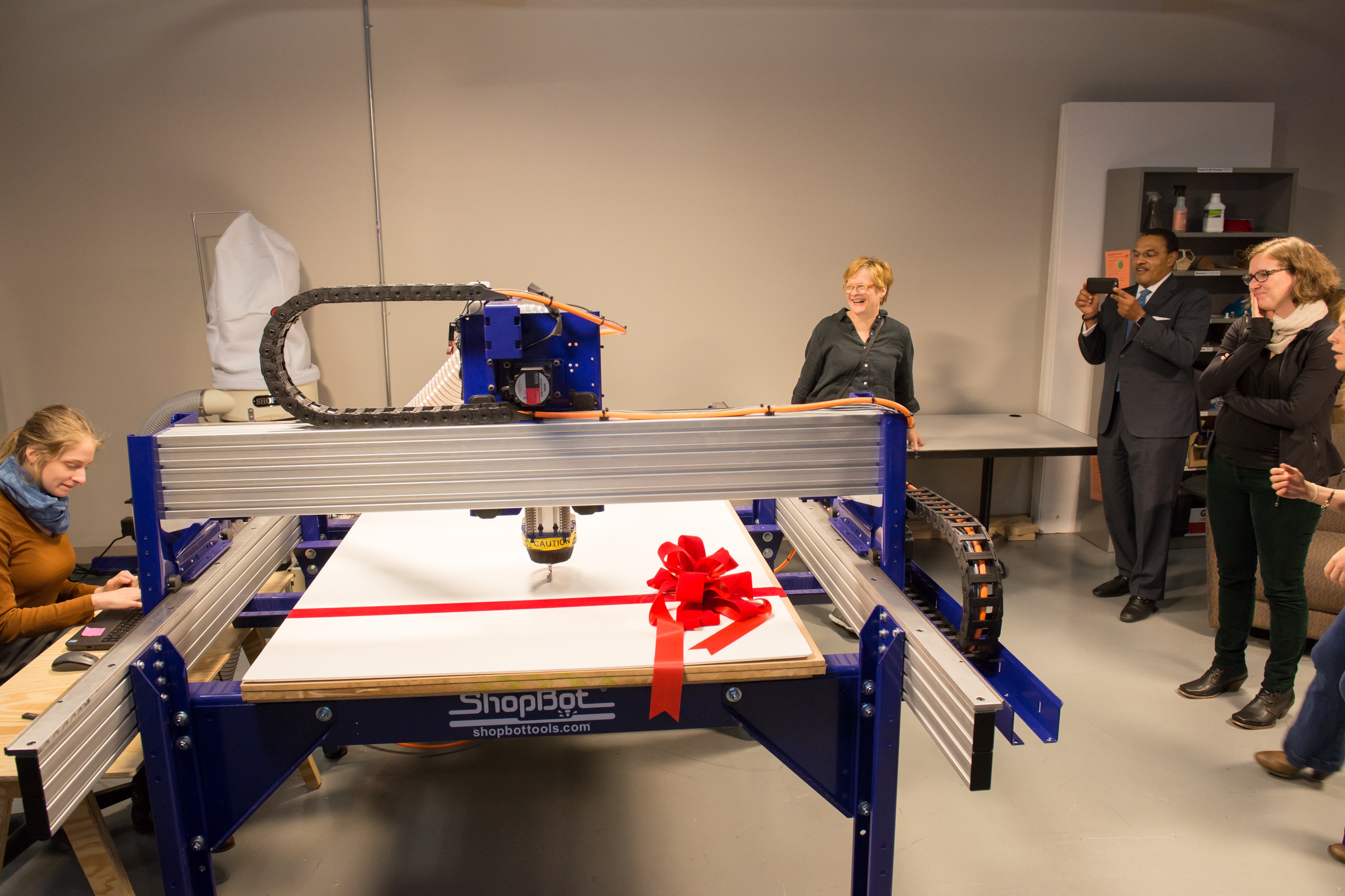 ShopBot-6256